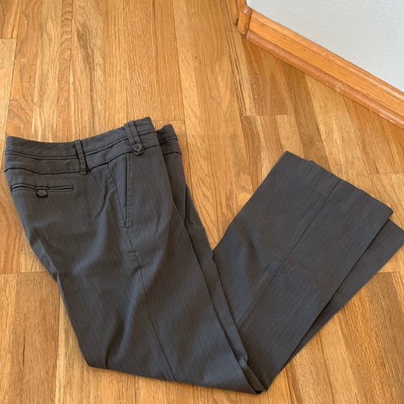 The limited gray pinstripe pants - Picture 1 of 7